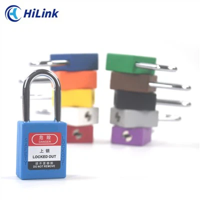 Visiaci zámok modrého ocele