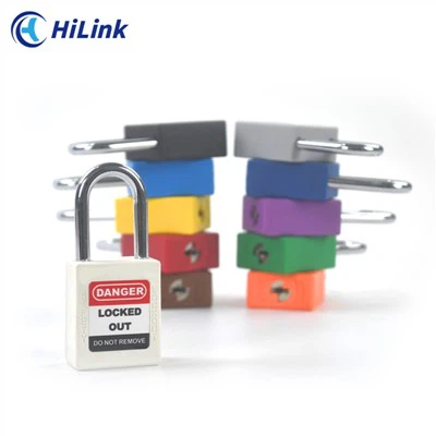 Visiaci zámok bielej ocele